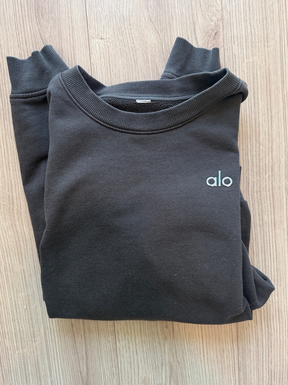 ALO Yoga Brown Crewneck Sz S